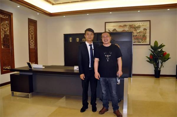 鸿业家具第43届家博会圆满乐成